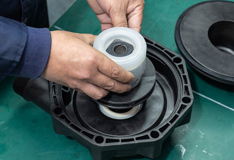 如何切換離心泵？